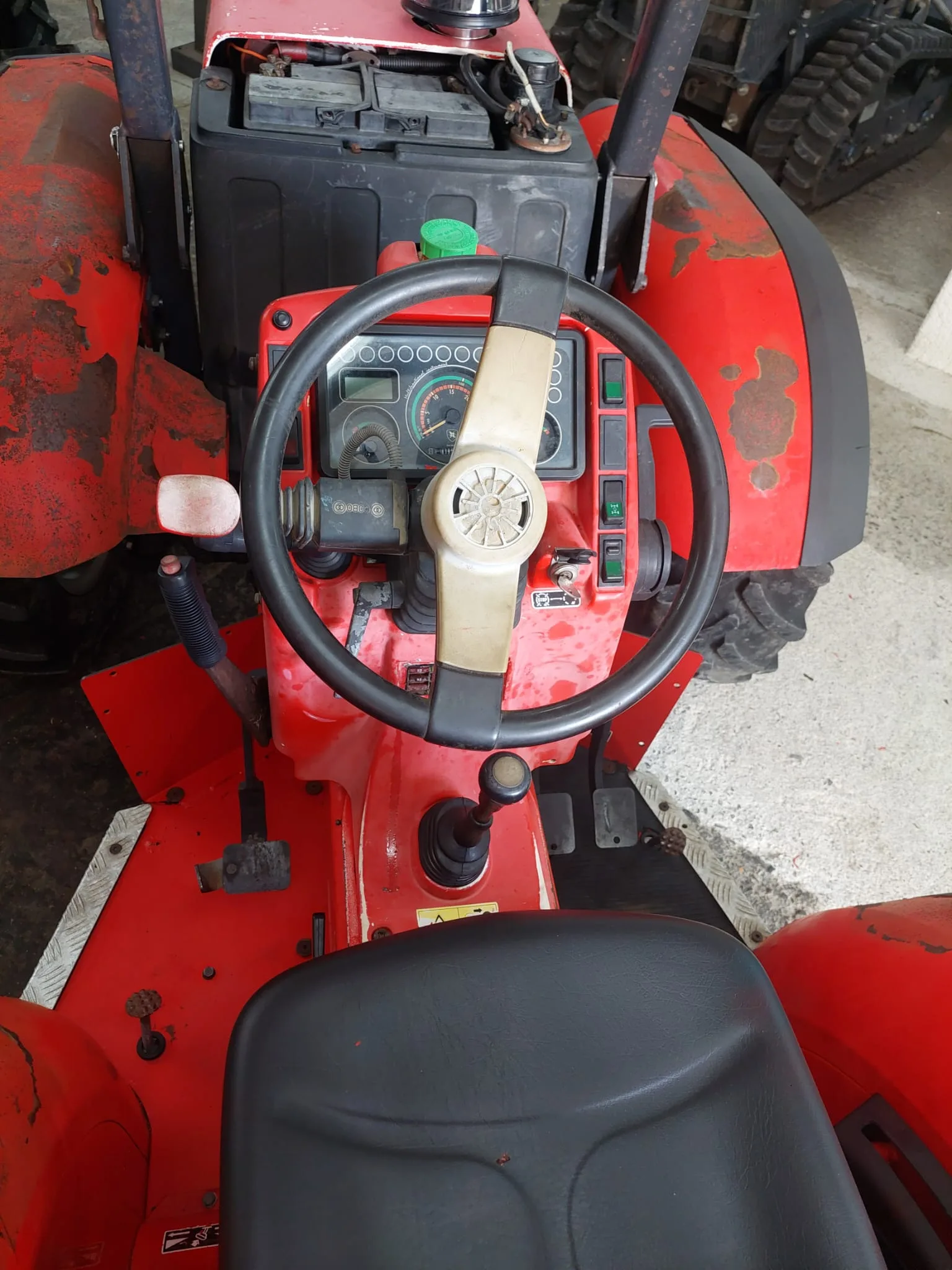 Carraro TRH 9400 usato con trincia frontale inclusa - immagine 4